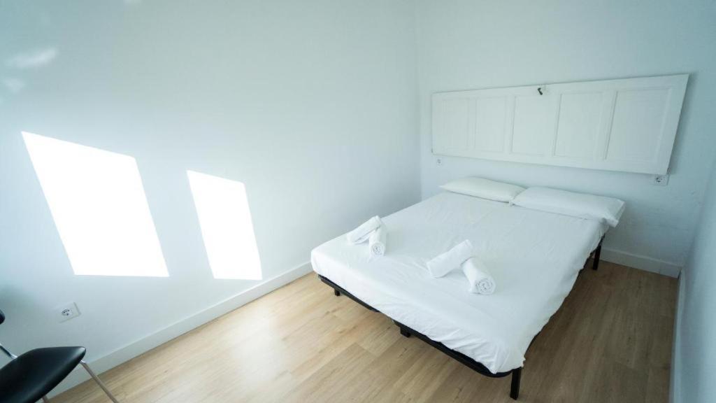 Rentalsevilla Casa Viva Triana Esterno foto